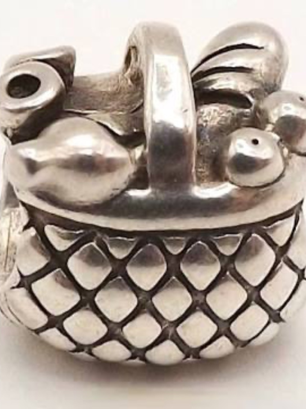 Pandora Picnic Basket Charm